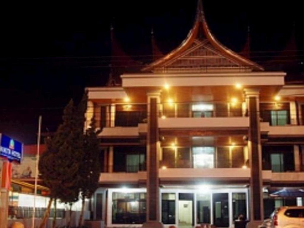 Nikita Hotel Bukittinggi Bagian luar foto